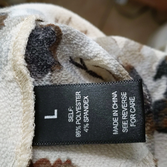 BKE Boutique Earth Tone Floral Kimono - Picture 9 of 10